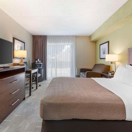 Quality Inn Peterborough Dış mekan fotoğraf