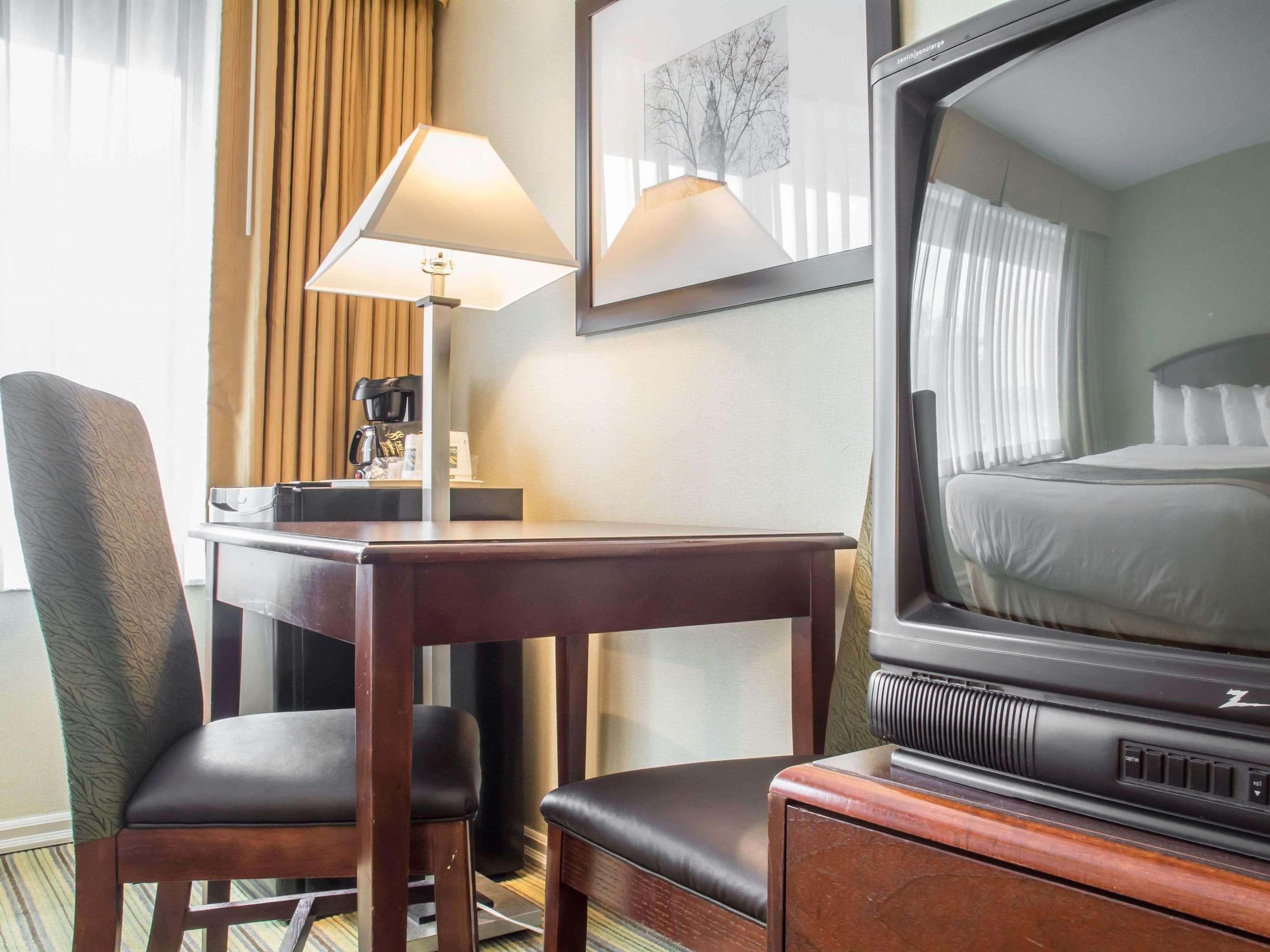 Quality Inn Peterborough Dış mekan fotoğraf