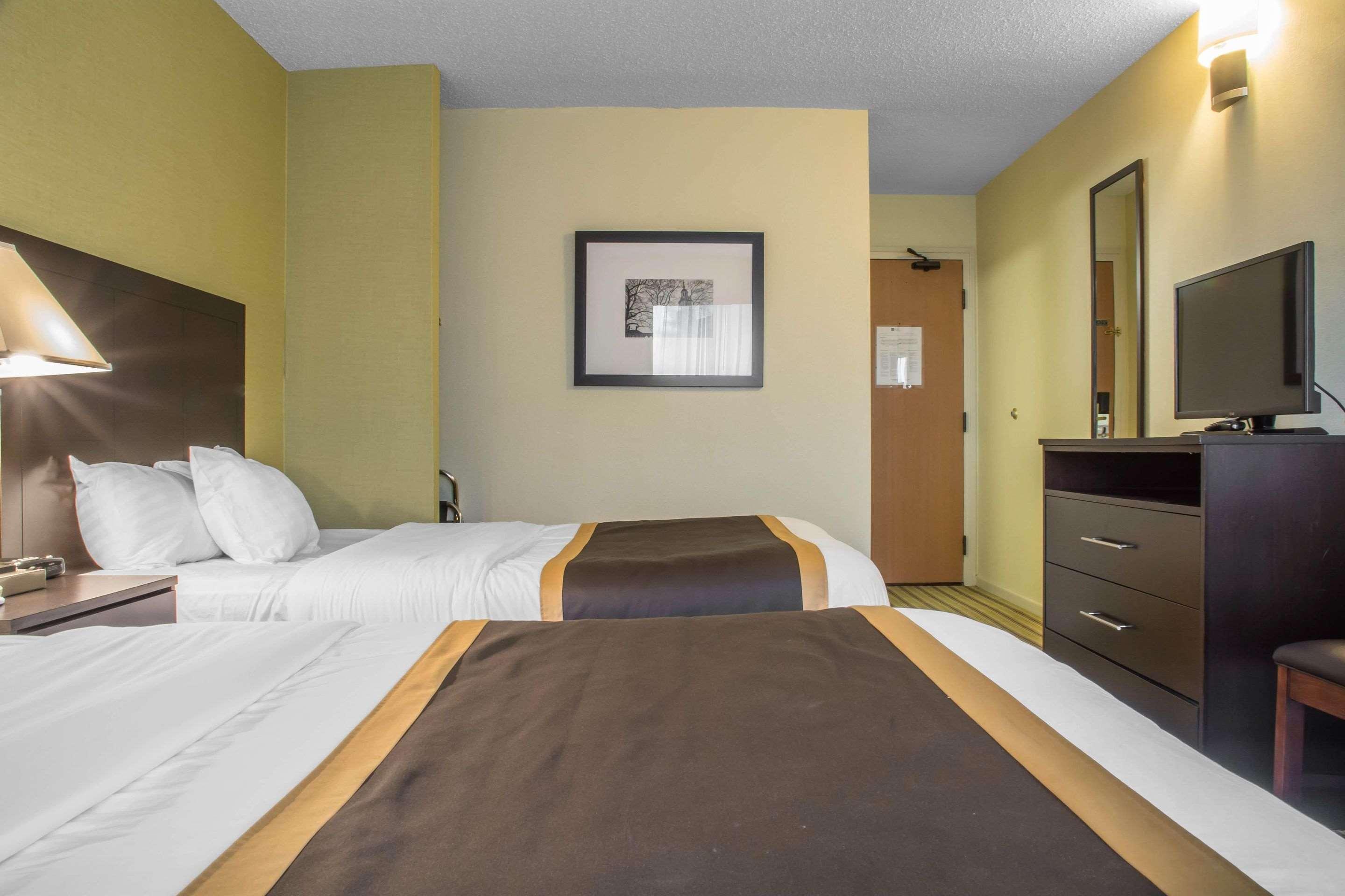 Quality Inn Peterborough Dış mekan fotoğraf