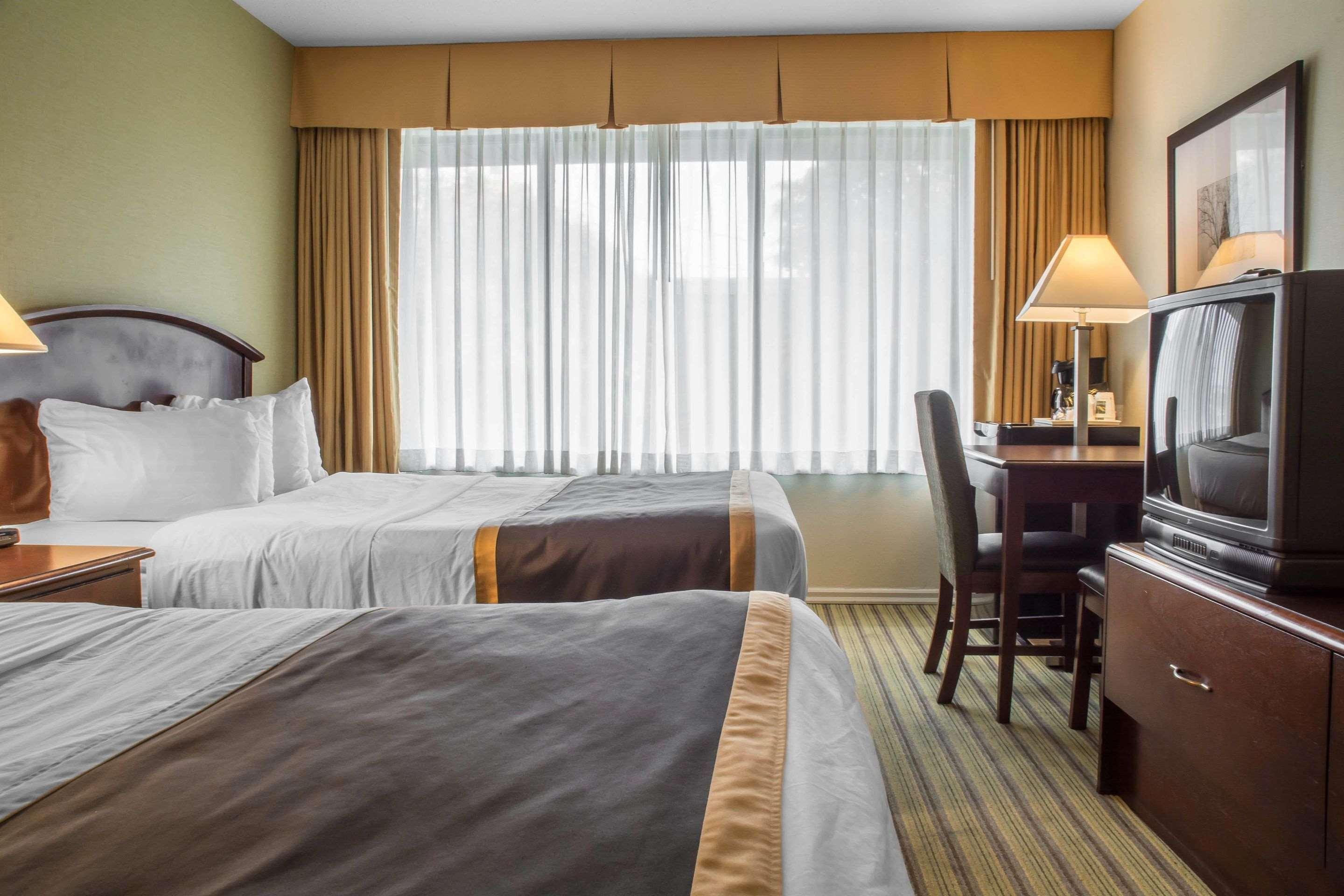 Quality Inn Peterborough Dış mekan fotoğraf