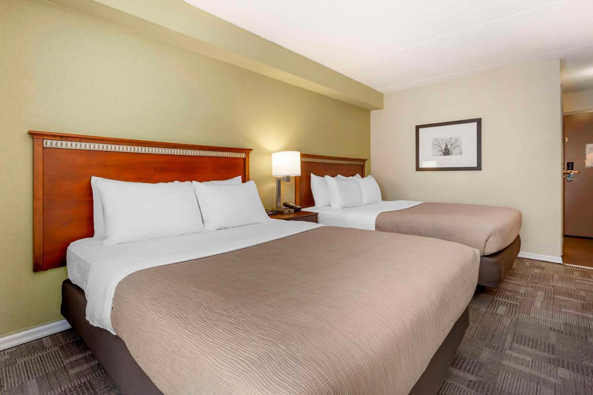 Quality Inn Peterborough Dış mekan fotoğraf