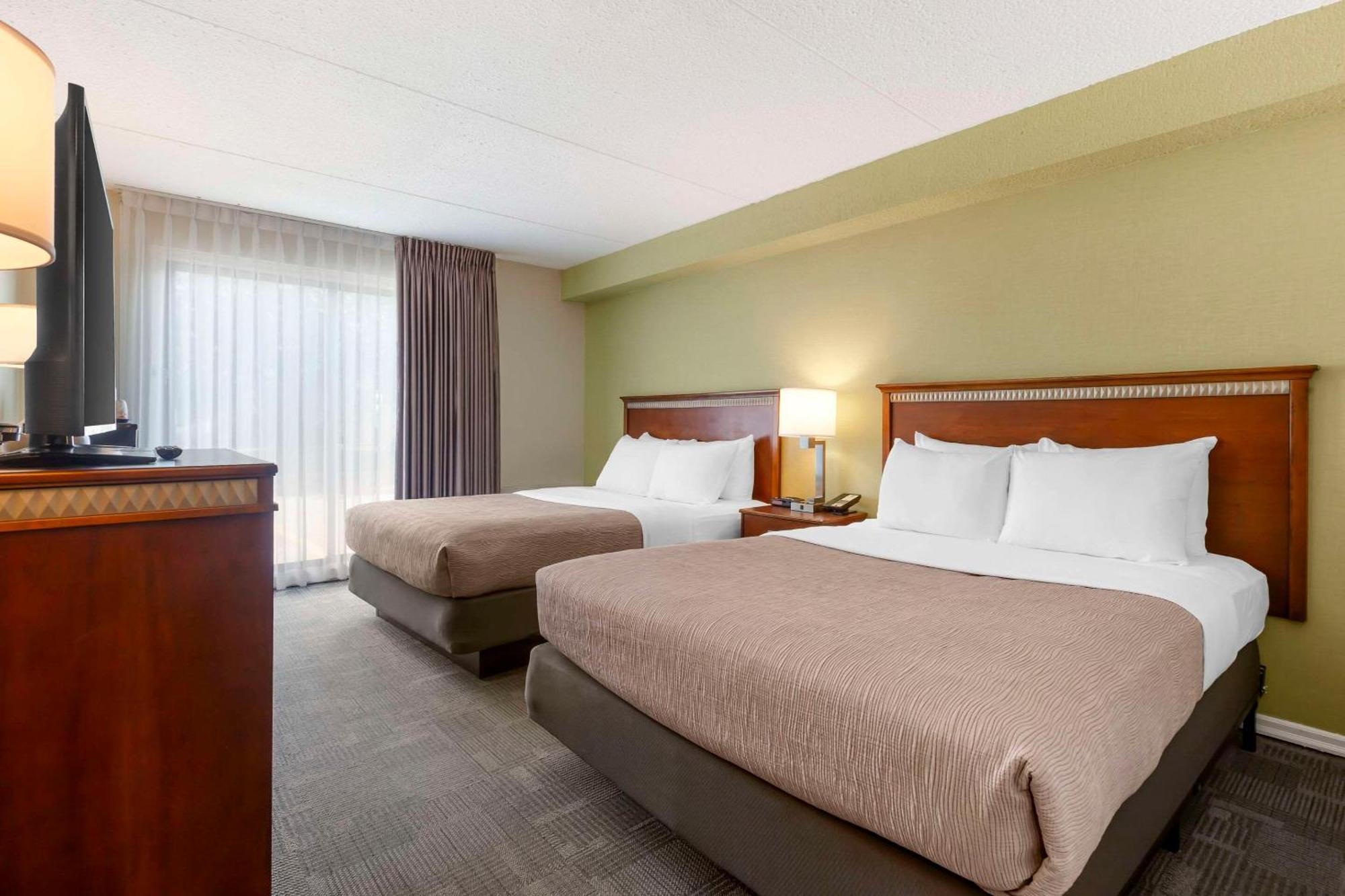 Quality Inn Peterborough Dış mekan fotoğraf